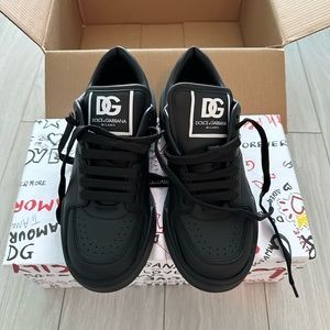 Dolce & Gabbana Roma Logo-Patch Low-Top Sneakers